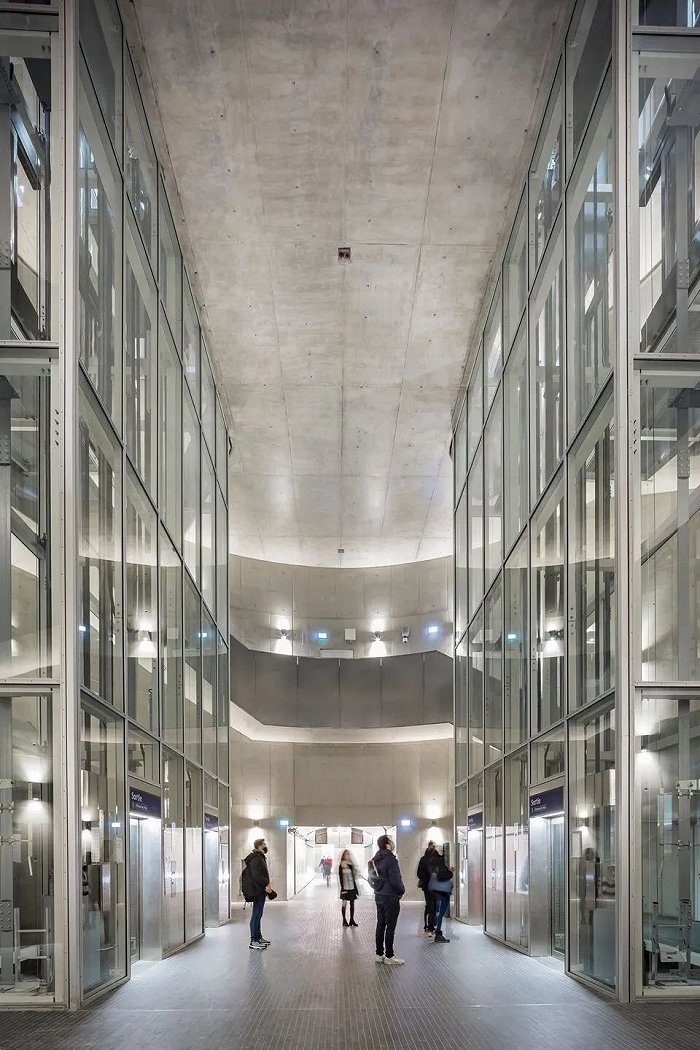 因“颜值”火出圈的城市地铁站,每一处都是惊艳的美学空间休闲区蓝鸢梦想 - Www.slyday.coM 因“颜值”火出圈的城市地铁站,每一处都是惊艳的美学空间休闲区蓝鸢梦想 - Www.slyday.coM