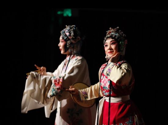 百年戏楼重张 会馆活化打造新戏入口、惠民文化空间休闲区蓝鸢梦想 - Www.slyday.coM 百年戏楼重张 会馆活化打造新戏入口、惠民文化空间休闲区蓝鸢梦想 - Www.slyday.coM