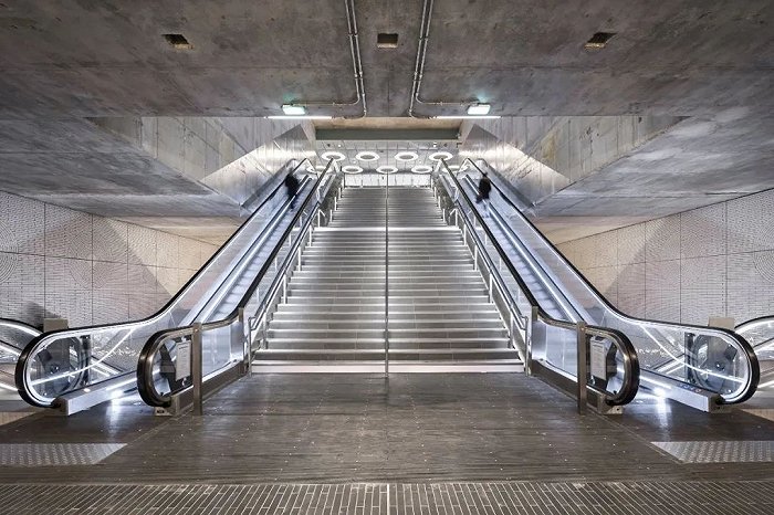 因“颜值”火出圈的城市地铁站,每一处都是惊艳的美学空间休闲区蓝鸢梦想 - Www.slyday.coM 因“颜值”火出圈的城市地铁站,每一处都是惊艳的美学空间休闲区蓝鸢梦想 - Www.slyday.coM