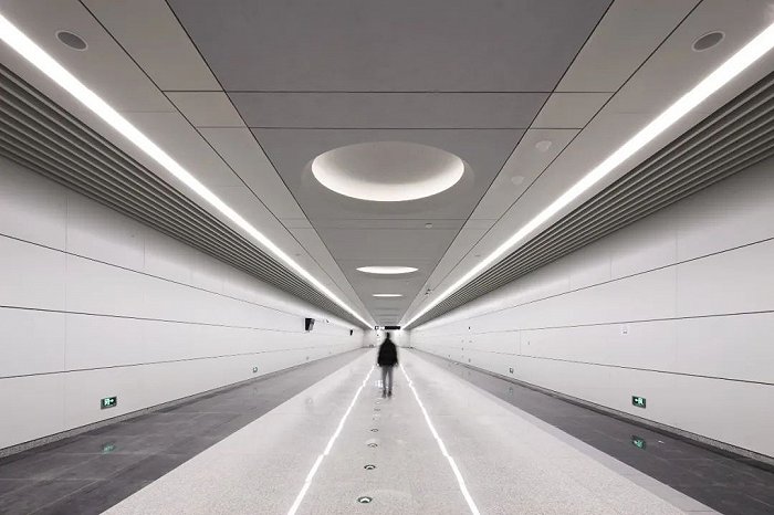 因“颜值”火出圈的城市地铁站,每一处都是惊艳的美学空间休闲区蓝鸢梦想 - Www.slyday.coM 因“颜值”火出圈的城市地铁站,每一处都是惊艳的美学空间休闲区蓝鸢梦想 - Www.slyday.coM