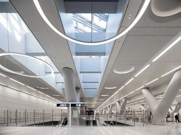 因“颜值”火出圈的城市地铁站,每一处都是惊艳的美学空间休闲区蓝鸢梦想 - Www.slyday.coM 因“颜值”火出圈的城市地铁站,每一处都是惊艳的美学空间休闲区蓝鸢梦想 - Www.slyday.coM