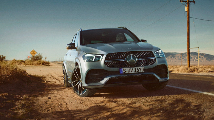 冤家路窄！奔驰GLE对比宝马X5，谁才是豪华中的扛把子？