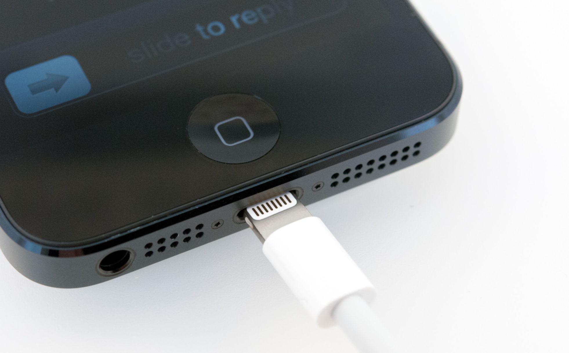 ios14可以插u盘吗（iPhone 14要升级接口，祖传USB2.0被放弃，小米还要等多久？）