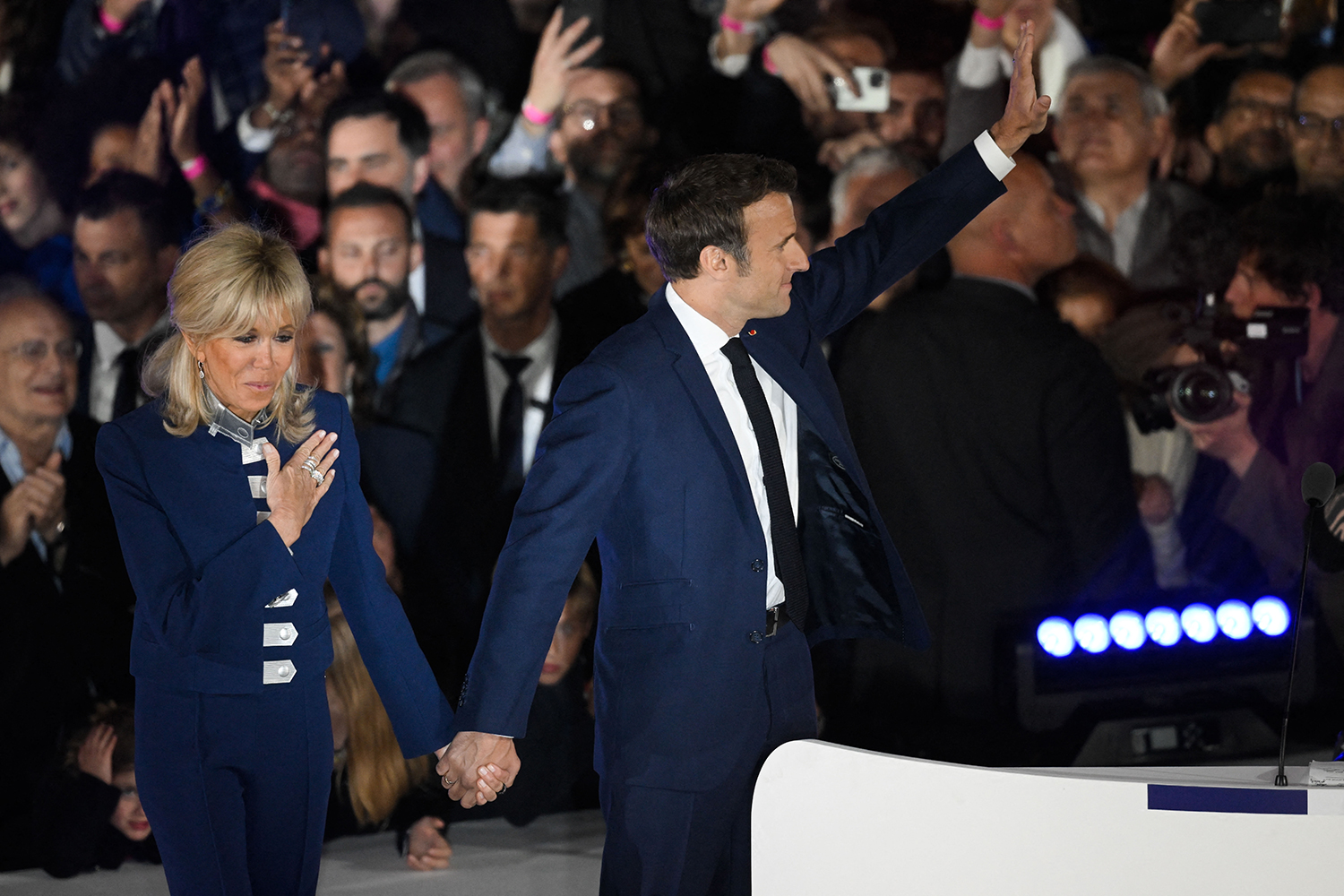 当地时间4月24日，法国巴黎，法国总统马克龙发表胜选演讲。图自IC Photo