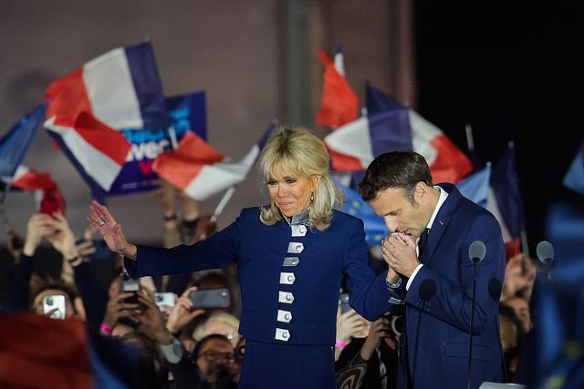 马克龙赢得法国总统选举 发表胜选演讲休闲区蓝鸢梦想 - Www.slyday.coM 马克龙赢得法国总统选举 发表胜选演讲休闲区蓝鸢梦想 - Www.slyday.coM