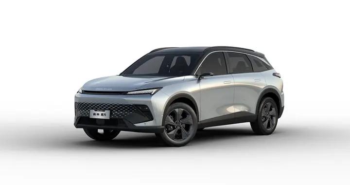 鸿蒙车机+用户共创 这块儿“魔方”能打动Z时代青年吗？