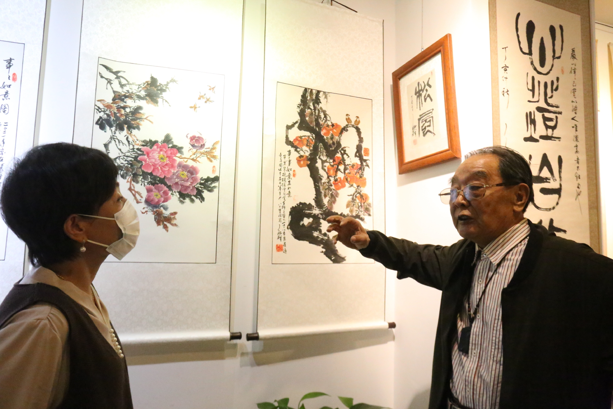 酸甜苦辣寻常事艺海探珠不作翁高永祥书画展亮相民间工艺博物馆