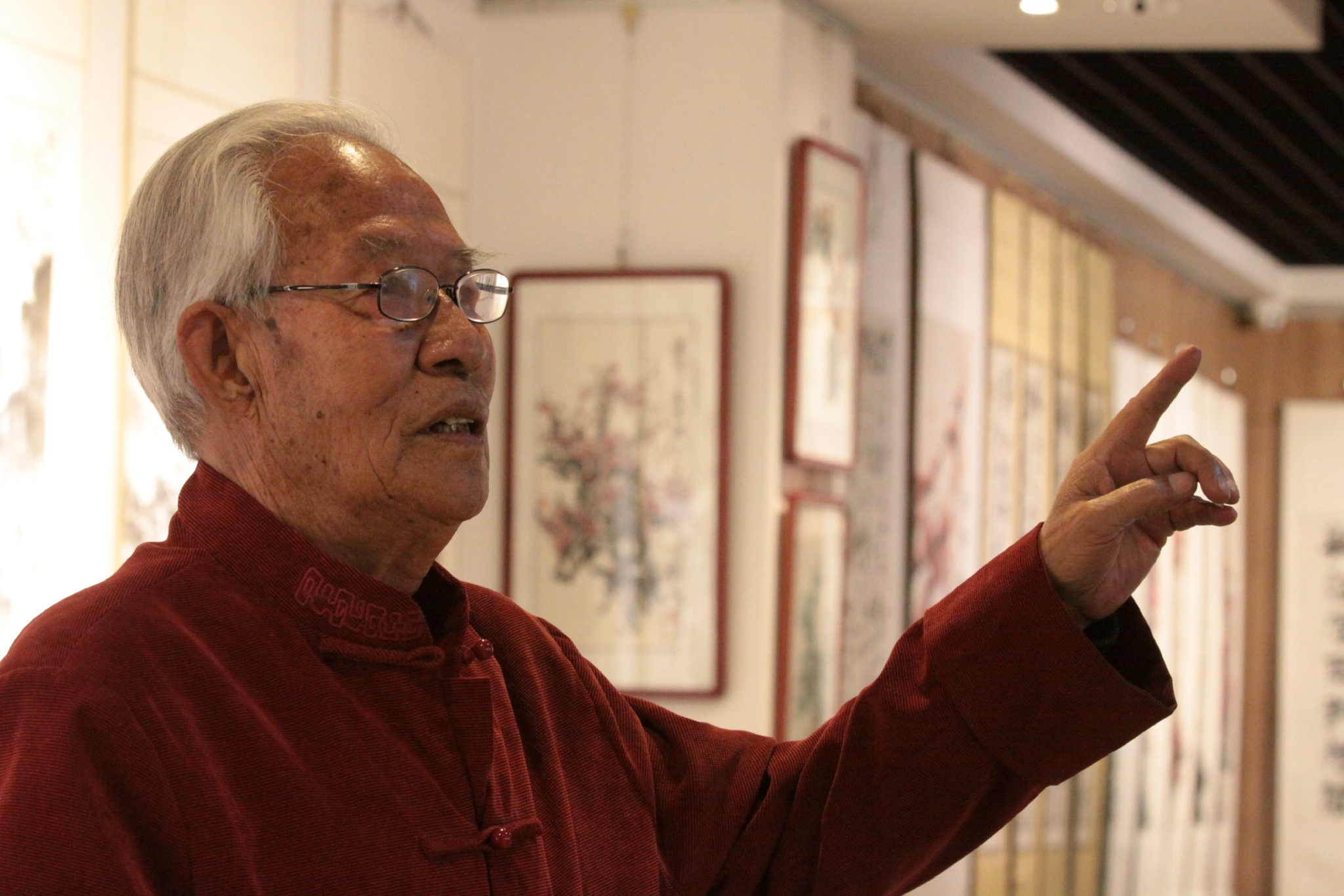 酸甜苦辣寻常事艺海探珠不作翁高永祥书画展亮相民间工艺博物馆