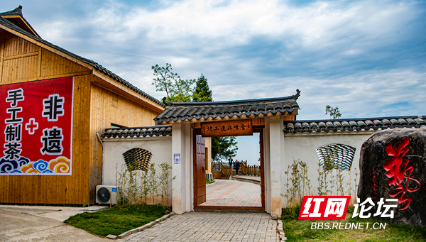 “云上雪峰”成网红,“四好农村路”串联起幸福的新生活休闲区蓝鸢梦想 - Www.slyday.coM “云上雪峰”成网红,“四好农村路”串联起幸福的新生活休闲区蓝鸢梦想 - Www.slyday.coM