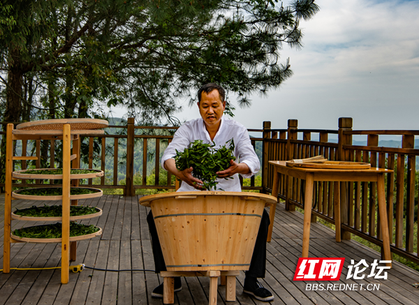 “云上雪峰”成网红,“四好农村路”串联起幸福的新生活休闲区蓝鸢梦想 - Www.slyday.coM “云上雪峰”成网红,“四好农村路”串联起幸福的新生活休闲区蓝鸢梦想 - Www.slyday.coM