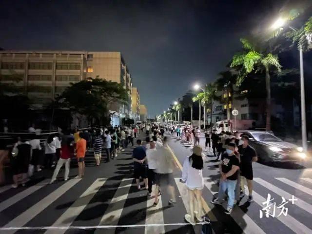 早读七点(2022.4.29)丨多地暴发与巧克力相关的疫情,部分产品已销往国内休闲区蓝鸢梦想 - Www.slyday.coM 早读七点(2022.4.29)丨多地暴发与巧克力相关的疫情,部分产品已销往国内休闲区蓝鸢梦想 - Www.slyday.coM