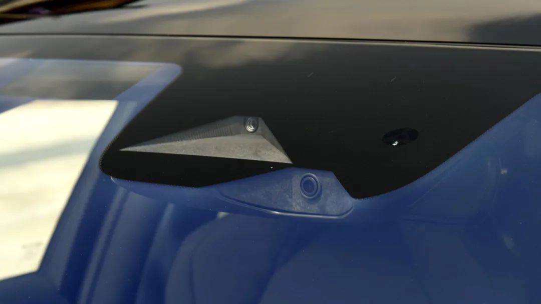 20万出头中大型车!主动安全+15.6英寸