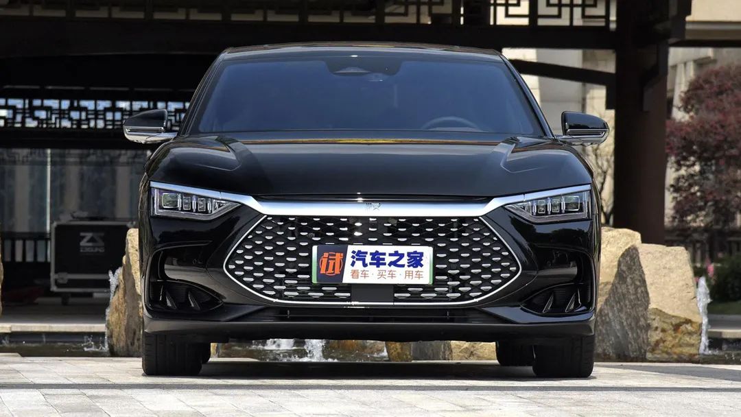 20万出头中大型车!主动安全+15.6英寸