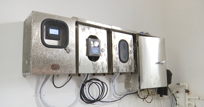 贵州这里“存不住”水,村民用水却一点也不难!记者发现原来是……休闲区蓝鸢梦想 - Www.slyday.coM 贵州这里“存不住”水,村民用水却一点也不难!记者发现原来是……休闲区蓝鸢梦想 - Www.slyday.coM