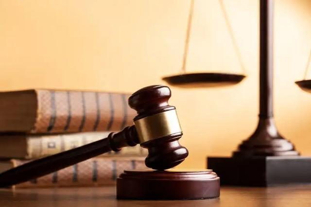 高管变客服?女子拒绝调岗遭开除,公司被判赔56万休闲区蓝鸢梦想 - Www.slyday.coM 高管变客服?女子拒绝调岗遭开除,公司被判赔56万休闲区蓝鸢梦想 - Www.slyday.coM