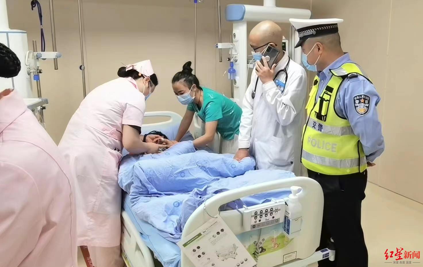 恐怖蚂蚁!西昌男童被红火蚁咬伤休克紧急送医脱险 医生:红火蚁已进入活跃期休闲区蓝鸢梦想 - Www.slyday.coM 恐怖蚂蚁!西昌男童被红火蚁咬伤休克紧急送医脱险 医生:红火蚁已进入活跃期休闲区蓝鸢梦想 - Www.slyday.coM