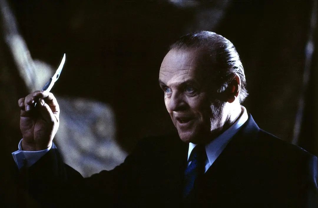 天降性感大叔救下德普的场,裘花红毯气场也输给他,太邪魅了…休闲区蓝鸢梦想 - Www.slyday.coM 天降性感大叔救下德普的场,裘花红毯气场也输给他,太邪魅了…休闲区蓝鸢梦想 - Www.slyday.coM