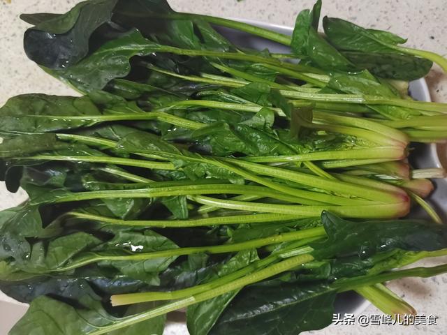 这菜1块钱一斤,做菜盒子真好吃,皮软馅多太香了,端上桌就抢光休闲区蓝鸢梦想 - Www.slyday.coM 这菜1块钱一斤,做菜盒子真好吃,皮软馅多太香了,端上桌就抢光休闲区蓝鸢梦想 - Www.slyday.coM