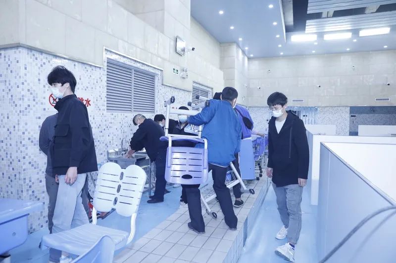 上海首个“帐篷式方舱”已有超2700人出院休闲区蓝鸢梦想 - Www.slyday.coM 上海首个“帐篷式方舱”已有超2700人出院休闲区蓝鸢梦想 - Www.slyday.coM