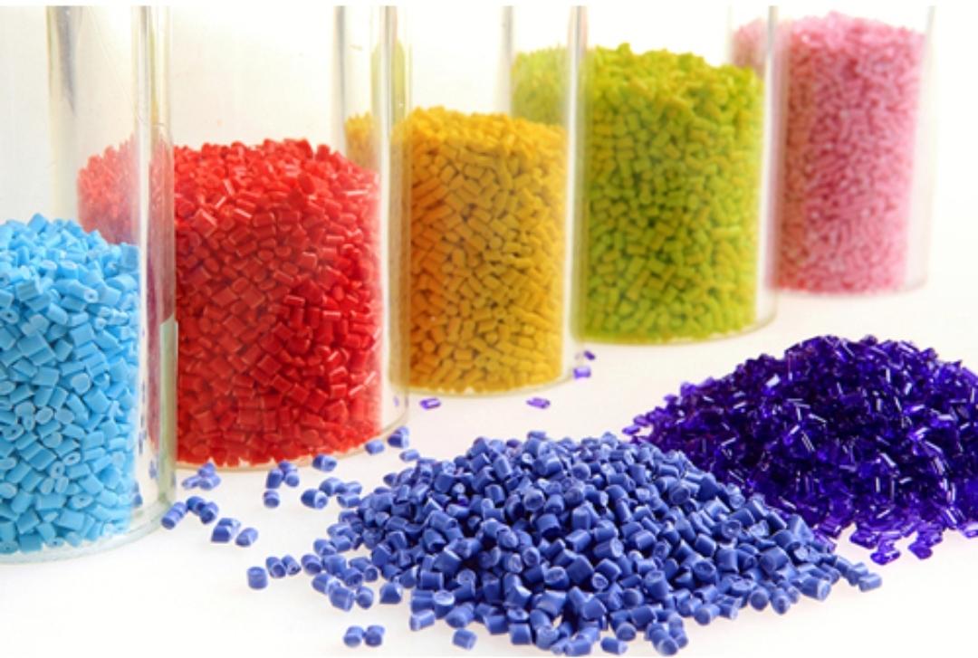 婴儿微塑料危害 母乳奶瓶污染真相