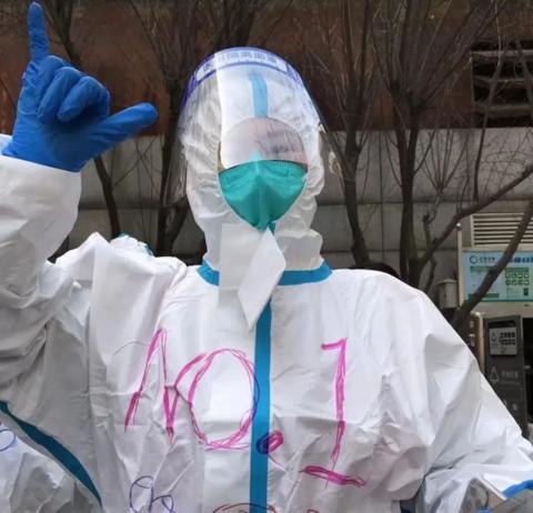 “我报名,让我上!”这些年轻的声音铿锵有力休闲区蓝鸢梦想 - Www.slyday.coM “我报名,让我上!”这些年轻的声音铿锵有力休闲区蓝鸢梦想 - Www.slyday.coM