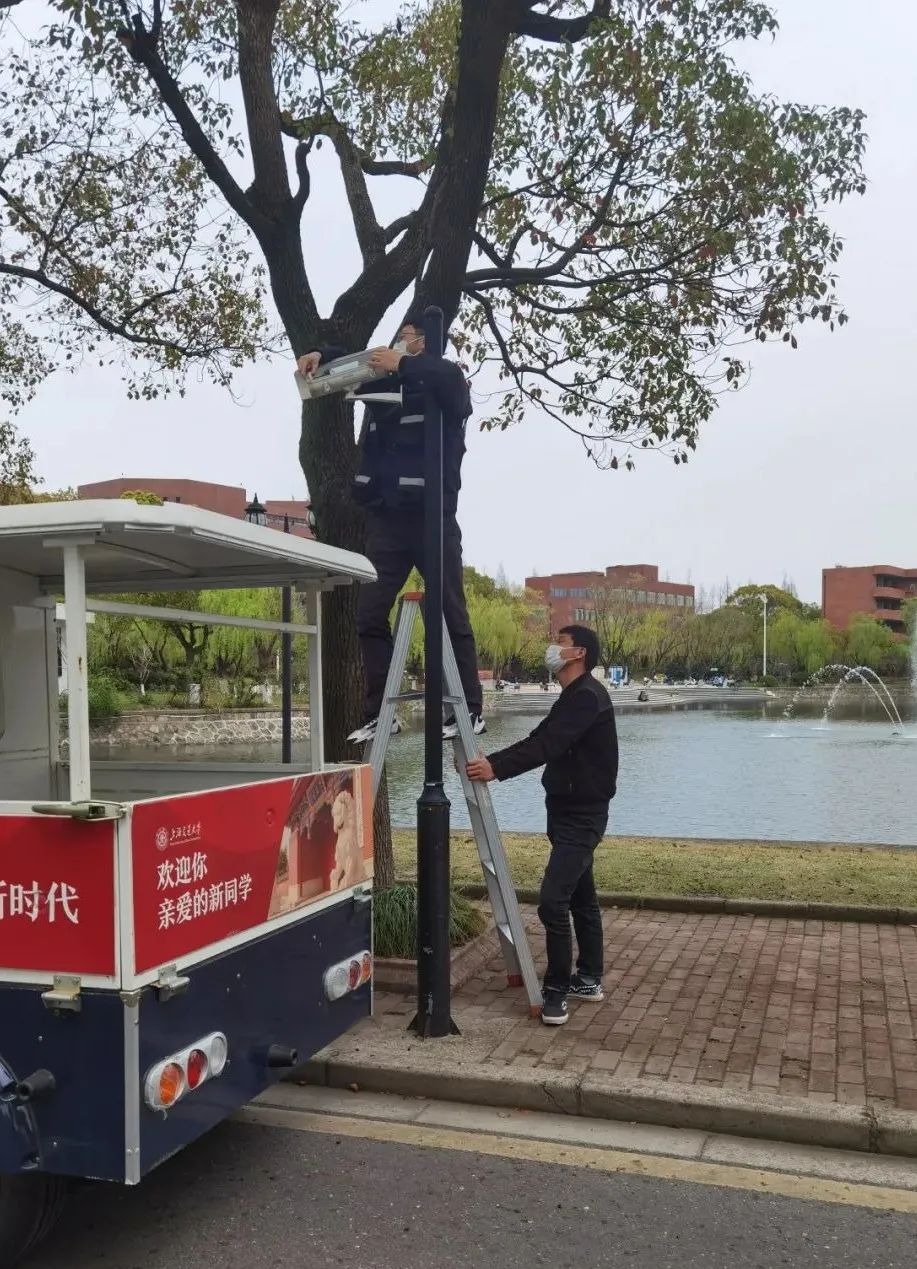 安保员考上上海交大研究生!逆袭秘诀是......休闲区蓝鸢梦想 - Www.slyday.coM 安保员考上上海交大研究生!逆袭秘诀是......休闲区蓝鸢梦想 - Www.slyday.coM