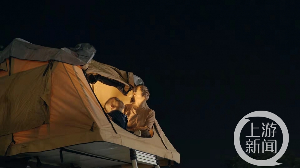 58岁阿姨一人自驾游全国:贷款买房车,酷炫学冲浪休闲区蓝鸢梦想 - Www.slyday.coM 58岁阿姨一人自驾游全国:贷款买房车,酷炫学冲浪休闲区蓝鸢梦想 - Www.slyday.coM