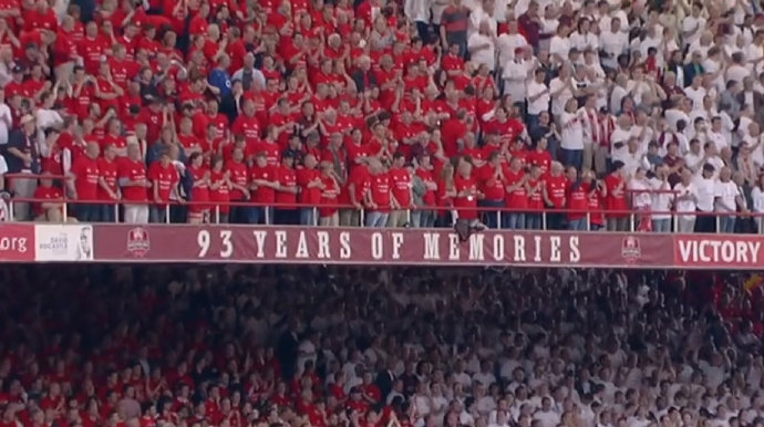 16年前的今天:阿森纳完成海布里最后一战,亨利跪地深情吻别休闲区蓝鸢梦想 - Www.slyday.coM 16年前的今天:阿森纳完成海布里最后一战,亨利跪地深情吻别休闲区蓝鸢梦想 - Www.slyday.coM