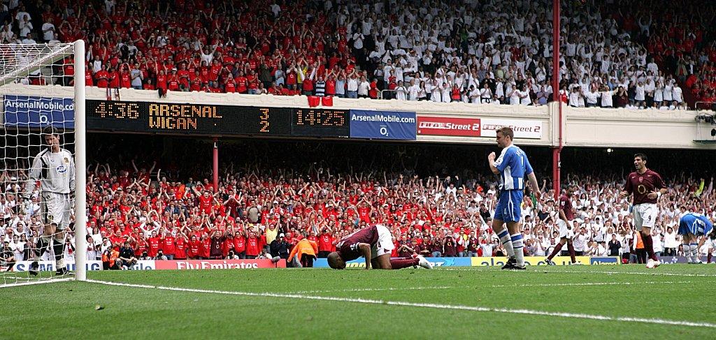 16年前的今天:阿森纳完成海布里最后一战,亨利跪地深情吻别休闲区蓝鸢梦想 - Www.slyday.coM 16年前的今天:阿森纳完成海布里最后一战,亨利跪地深情吻别休闲区蓝鸢梦想 - Www.slyday.coM