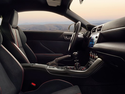 汽车底盘养护须知，定期清洗是关键