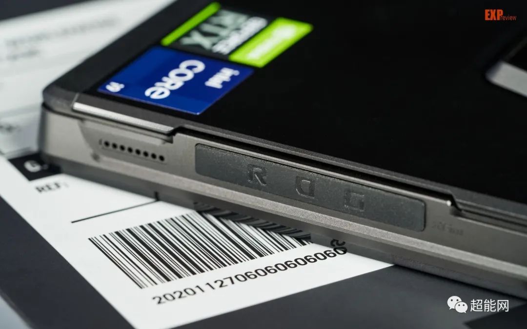 ROG幻X二合一游戏本评测:不走寻常路的地表性能最强平板休闲区蓝鸢梦想 - Www.slyday.coM ROG幻X二合一游戏本评测:不走寻常路的地表性能最强平板休闲区蓝鸢梦想 - Www.slyday.coM