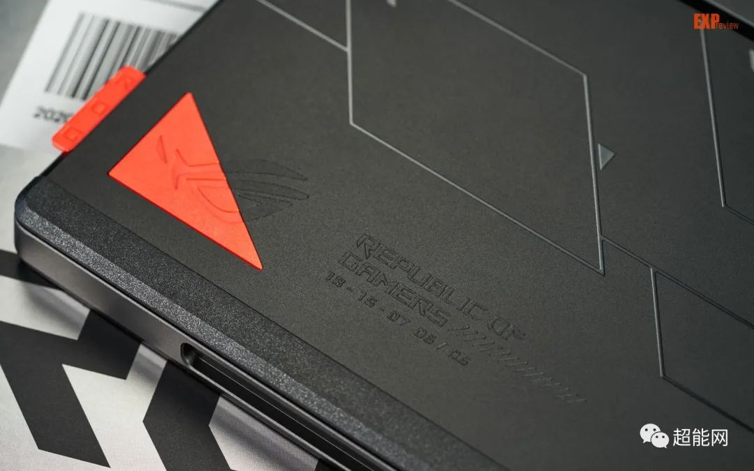 ROG幻X二合一游戏本评测:不走寻常路的地表性能最强平板休闲区蓝鸢梦想 - Www.slyday.coM ROG幻X二合一游戏本评测:不走寻常路的地表性能最强平板休闲区蓝鸢梦想 - Www.slyday.coM