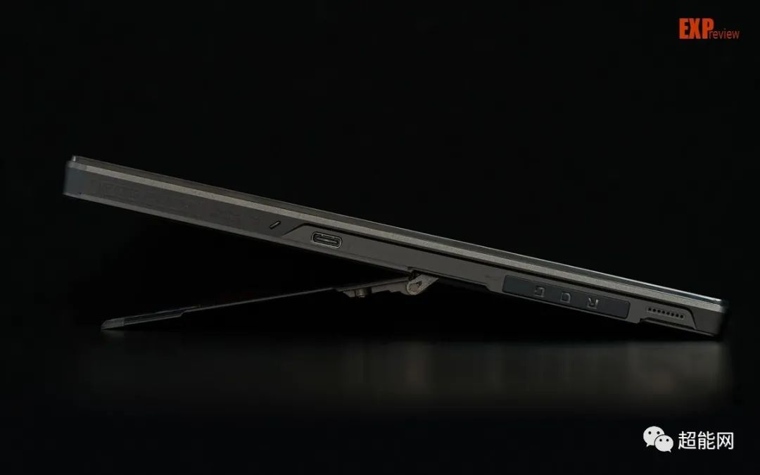 ROG幻X二合一游戏本评测:不走寻常路的地表性能最强平板休闲区蓝鸢梦想 - Www.slyday.coM ROG幻X二合一游戏本评测:不走寻常路的地表性能最强平板休闲区蓝鸢梦想 - Www.slyday.coM