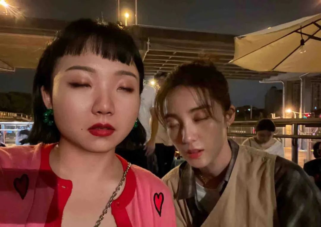 都什么时代了还在讨论身材和长相?休闲区蓝鸢梦想 - Www.slyday.coM 都什么时代了还在讨论身材和长相?休闲区蓝鸢梦想 - Www.slyday.coM