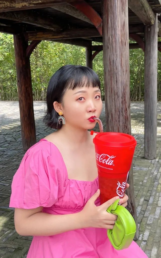 都什么时代了还在讨论身材和长相?休闲区蓝鸢梦想 - Www.slyday.coM 都什么时代了还在讨论身材和长相?休闲区蓝鸢梦想 - Www.slyday.coM