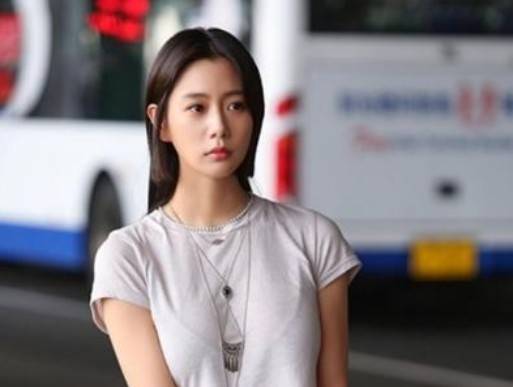 “抖音一哥”董先生深陷舆论风波：网友纷纷对其