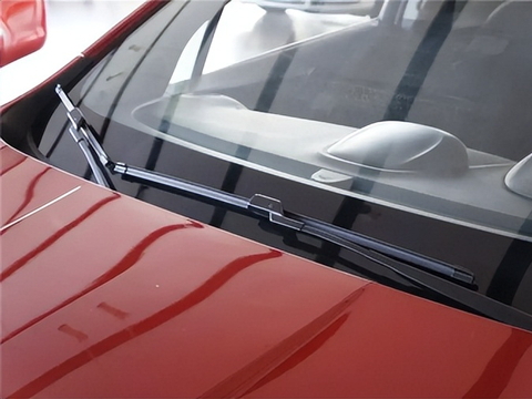 雨刮器刮不净？教您5毛钱轻松解决