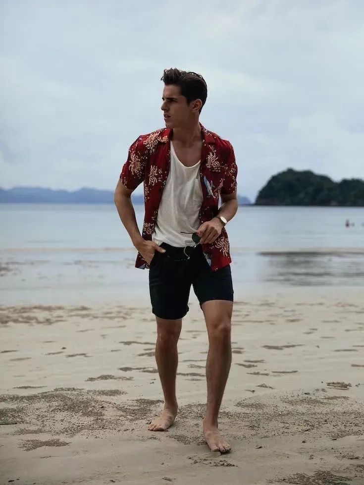 但愿这个夏天,能去海边过“向往的生活”休闲区蓝鸢梦想 - Www.slyday.coM 但愿这个夏天,能去海边过“向往的生活”休闲区蓝鸢梦想 - Www.slyday.coM