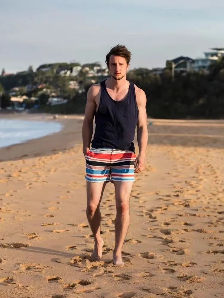 但愿这个夏天,能去海边过“向往的生活”休闲区蓝鸢梦想 - Www.slyday.coM 但愿这个夏天,能去海边过“向往的生活”休闲区蓝鸢梦想 - Www.slyday.coM