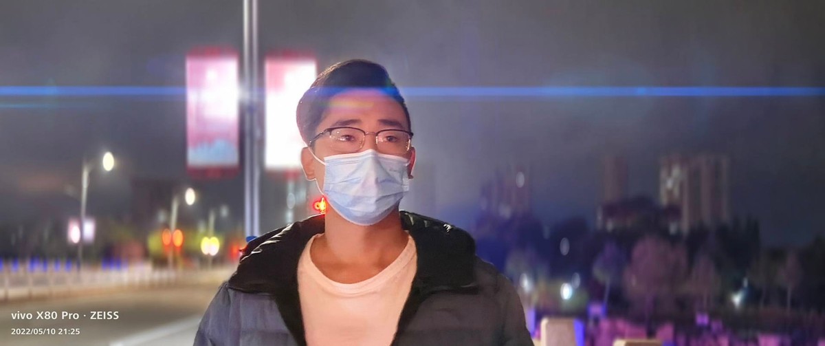 vivo X80 Pro 骁龙 8 版本体验:蔡司影像+双芯性能旗舰休闲区蓝鸢梦想 - Www.slyday.coM vivo X80 Pro 骁龙 8 版本体验:蔡司影像+双芯性能旗舰休闲区蓝鸢梦想 - Www.slyday.coM