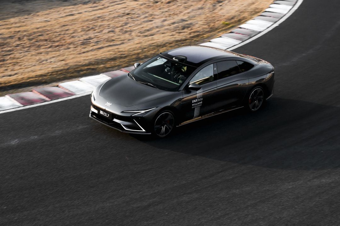 40万级自主高端电动车新选手 推荐Dynamic版 智己L7这么买就对了休闲区蓝鸢梦想 - Www.slyday.coM 40万级自主高端电动车新选手 推荐Dynamic版 智己L7这么买就对了休闲区蓝鸢梦想 - Www.slyday.coM