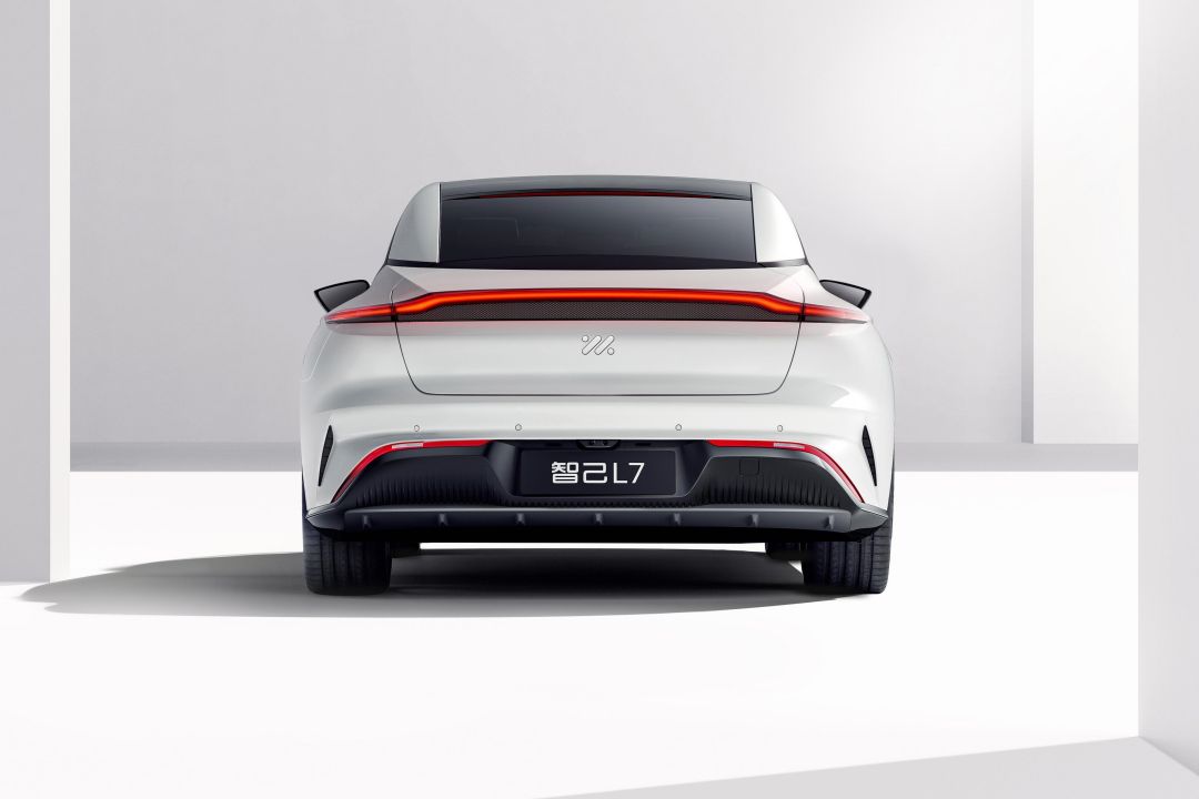 40万级自主高端电动车新选手 推荐Dynamic版 智己L7这么买就对了休闲区蓝鸢梦想 - Www.slyday.coM 40万级自主高端电动车新选手 推荐Dynamic版 智己L7这么买就对了休闲区蓝鸢梦想 - Www.slyday.coM