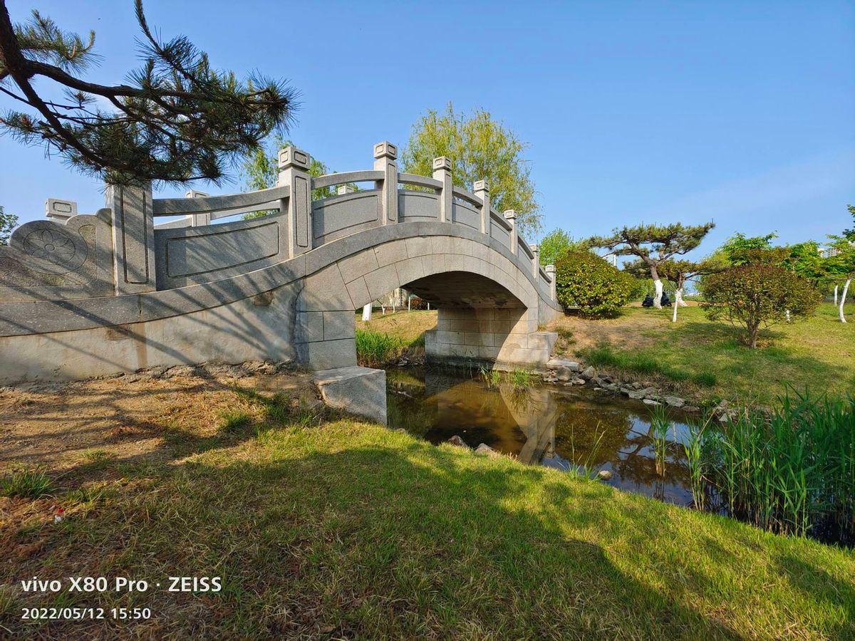 vivo X80 Pro 骁龙 8 版本体验:蔡司影像+双芯性能旗舰休闲区蓝鸢梦想 - Www.slyday.coM vivo X80 Pro 骁龙 8 版本体验:蔡司影像+双芯性能旗舰休闲区蓝鸢梦想 - Www.slyday.coM