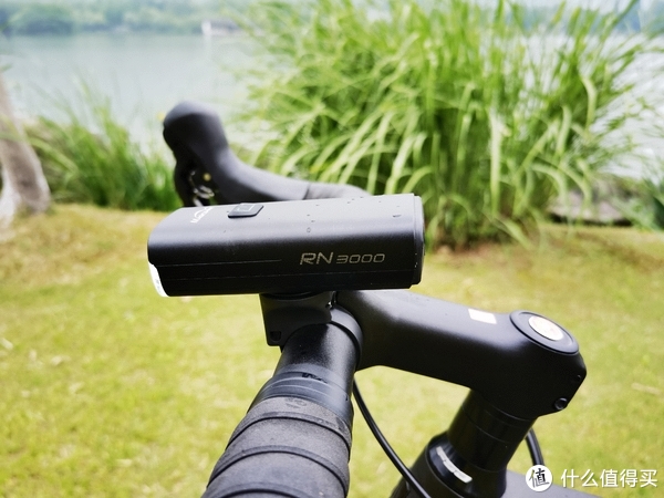 八天川藏极限挑战赛指定用灯——迈极炫RN3000高亮自行车灯测评休闲区蓝鸢梦想 - Www.slyday.coM 八天川藏极限挑战赛指定用灯——迈极炫RN3000高亮自行车灯测评休闲区蓝鸢梦想 - Www.slyday.coM