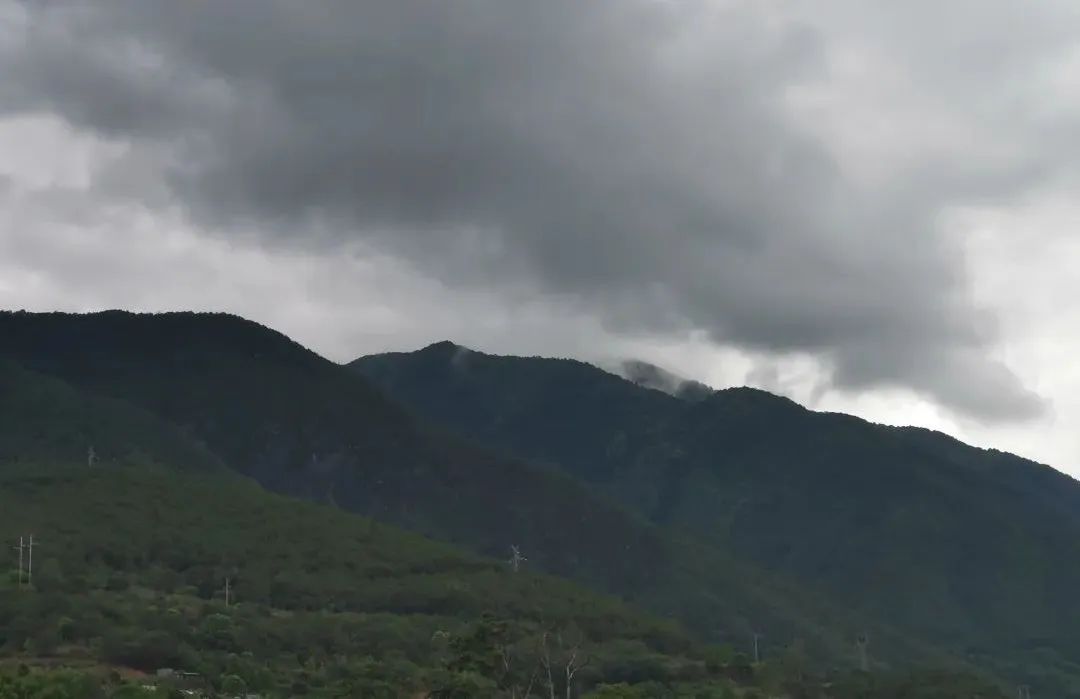 13人私自进入大理苍山后失联,6人仍在搜救!近年来此地不少游客曾被困!休闲区蓝鸢梦想 - Www.slyday.coM 13人私自进入大理苍山后失联,6人仍在搜救!近年来此地不少游客曾被困!休闲区蓝鸢梦想 - Www.slyday.coM