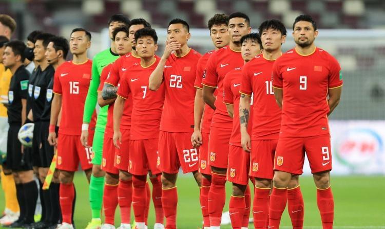 重磅！亚足联最新决定产生连锁反应：国足遭重创，越南泰国成赢家
