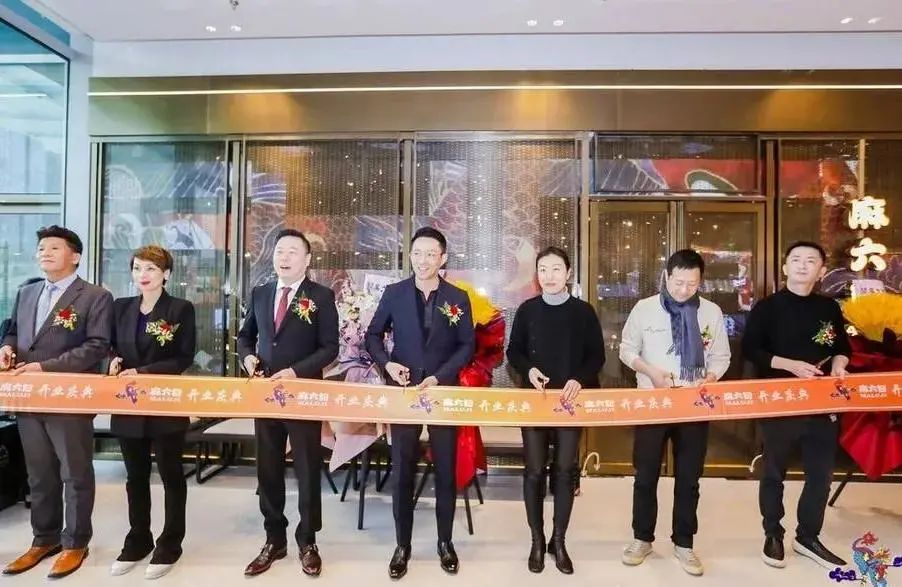 汪小菲在刘畊宏直播间狂刷礼物,一番话让场面很尴尬休闲区蓝鸢梦想 - Www.slyday.coM 汪小菲在刘畊宏直播间狂刷礼物,一番话让场面很尴尬休闲区蓝鸢梦想 - Www.slyday.coM