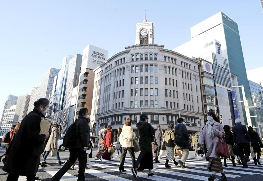 東京街頭的民衆 資料圖