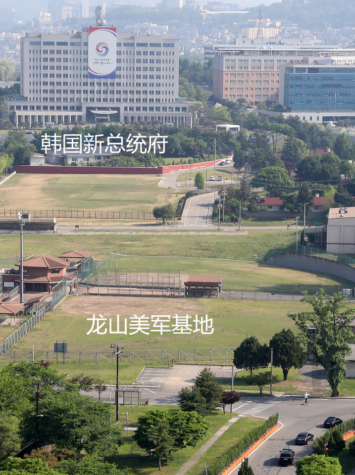 5月11日早上，尹锡悦上班途中，车队经过驻韩美军基地 图源：韩国纽西斯通讯社