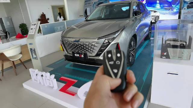 欧尚Z6到店实拍，15万级更值得期待的SUV？